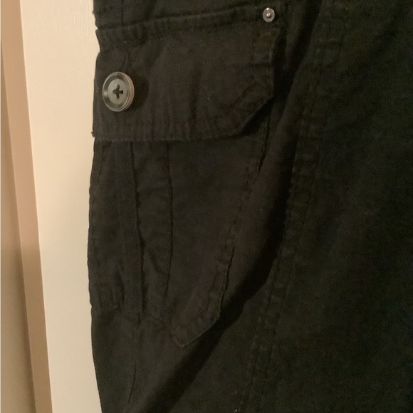 one 5 one Black Capris - Picture 3 of 8